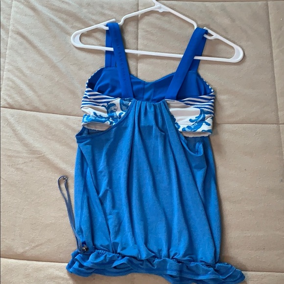 lululemon tank - Picture 2 of 4